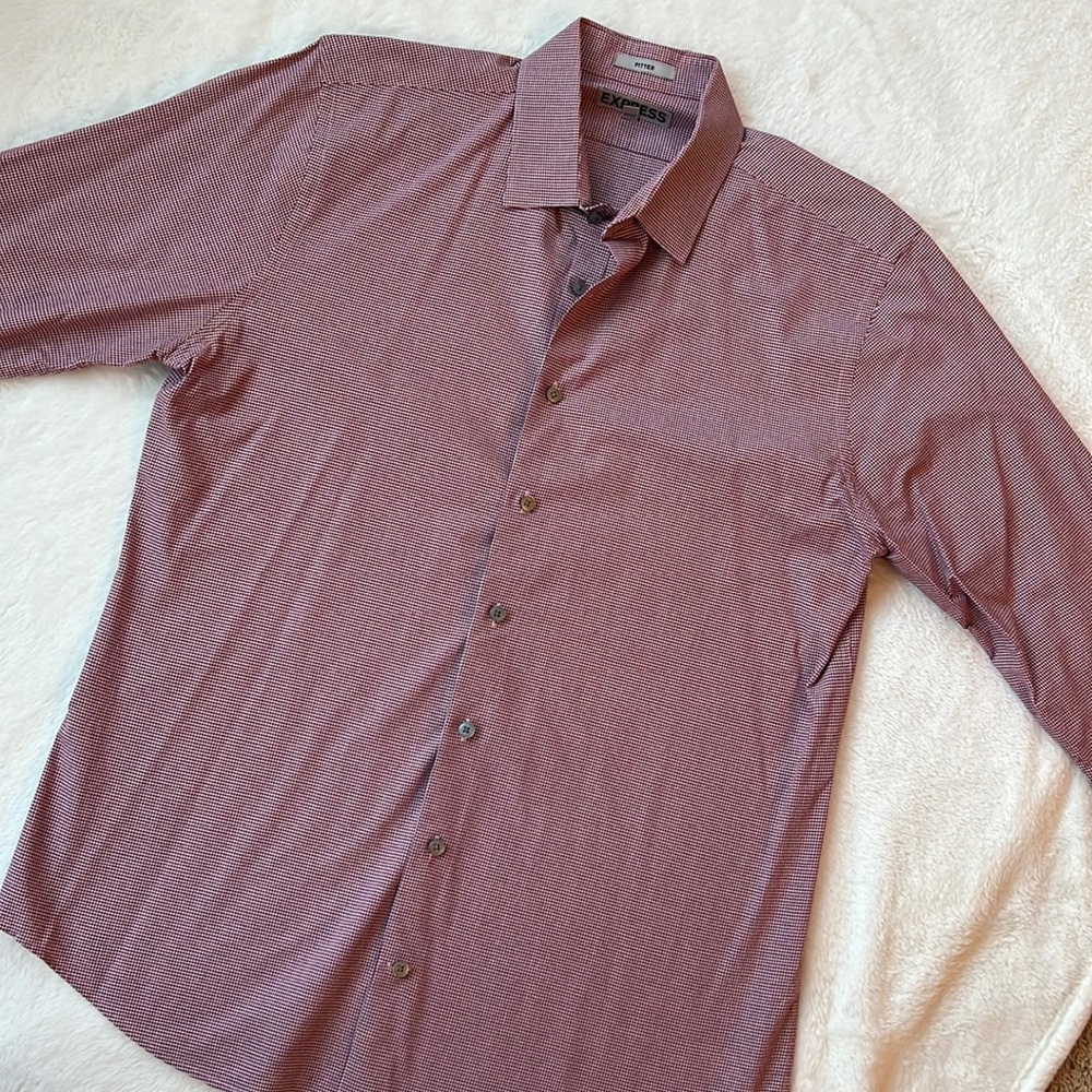 Express men’s fitted button up shirt
